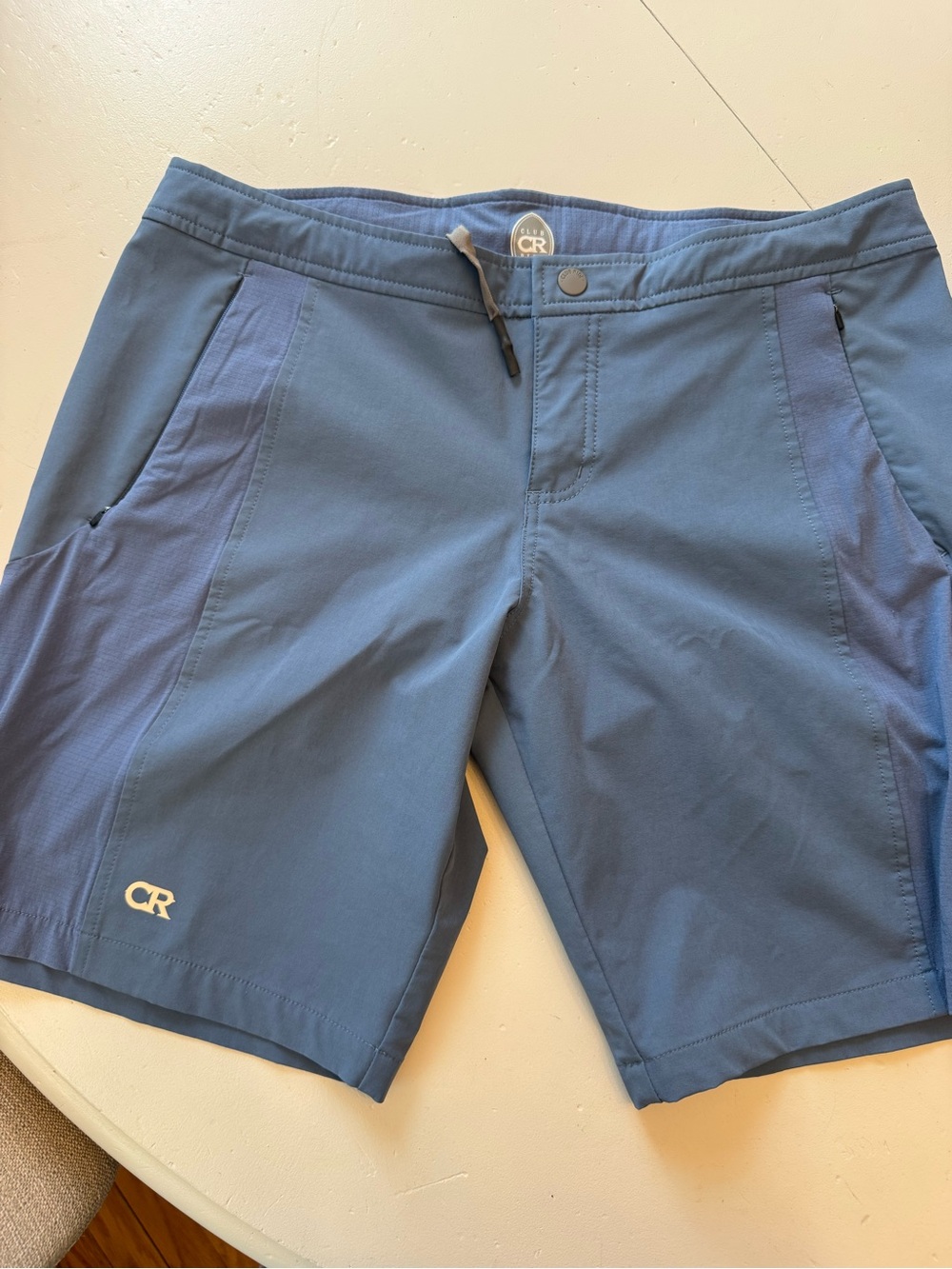 Club Ride Women’s 9” Shorts w/ chamois brief - size small